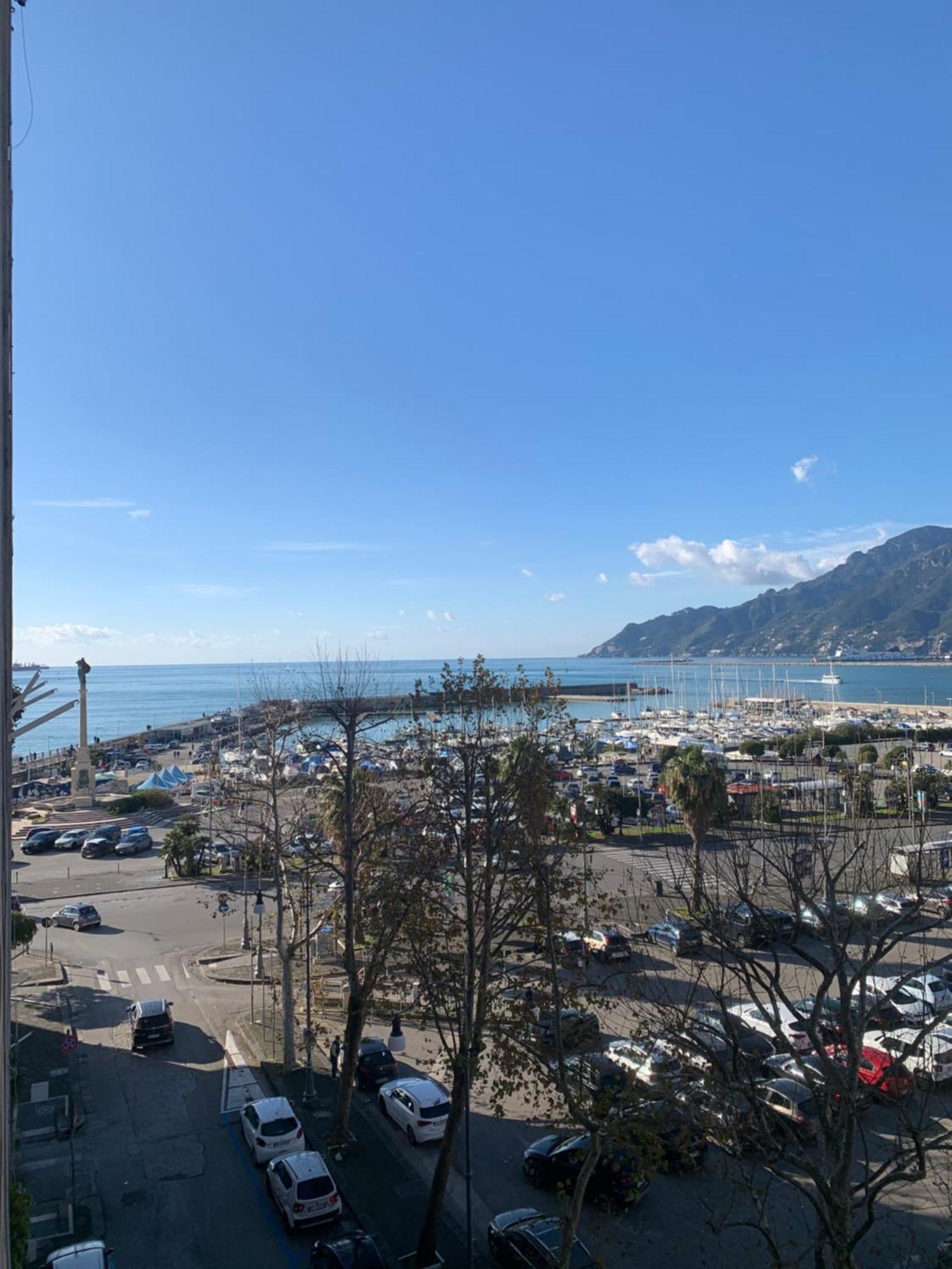 B&B Restanza Salerno Kültér fotó