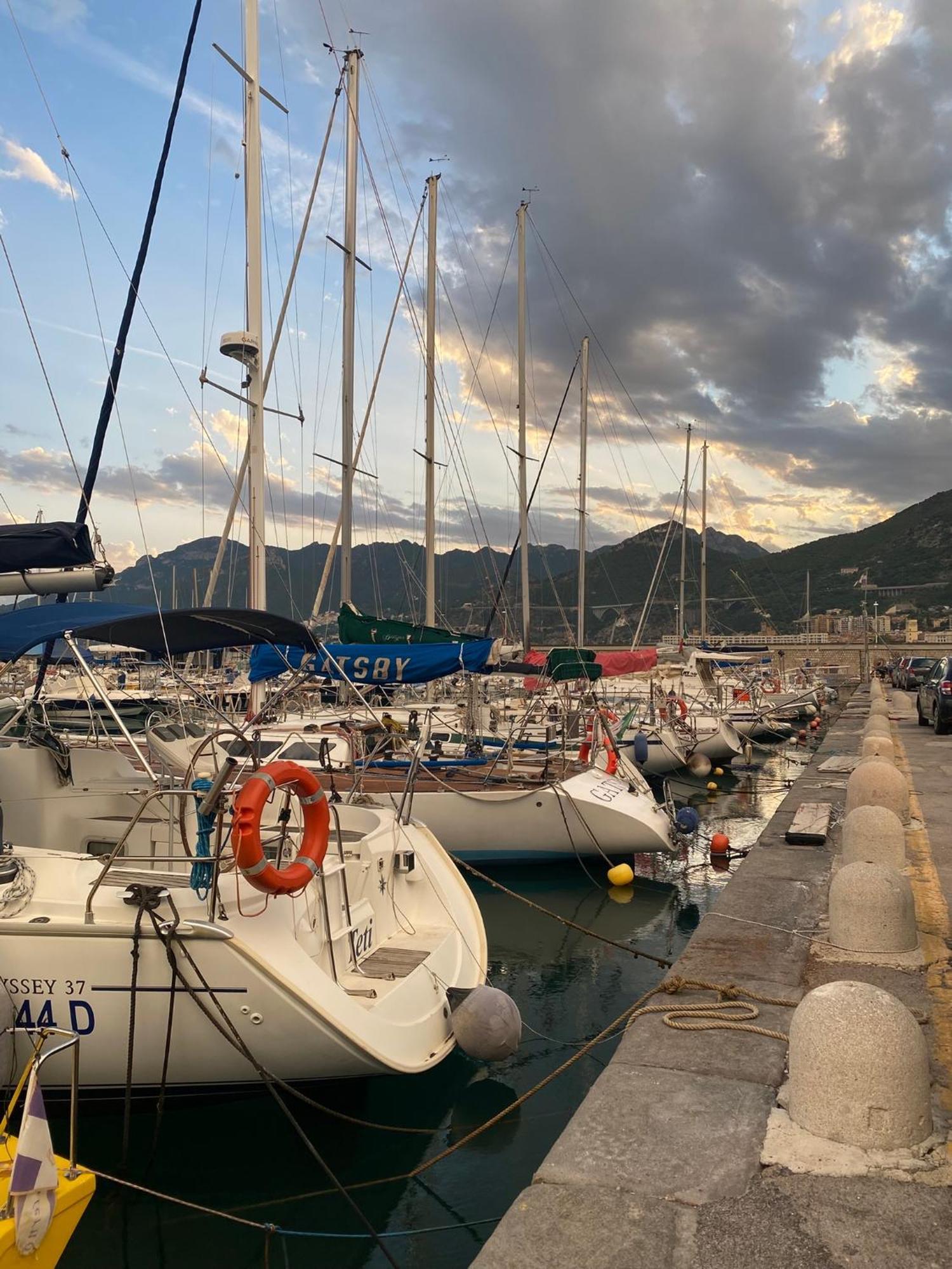 B&B Restanza Salerno Kültér fotó